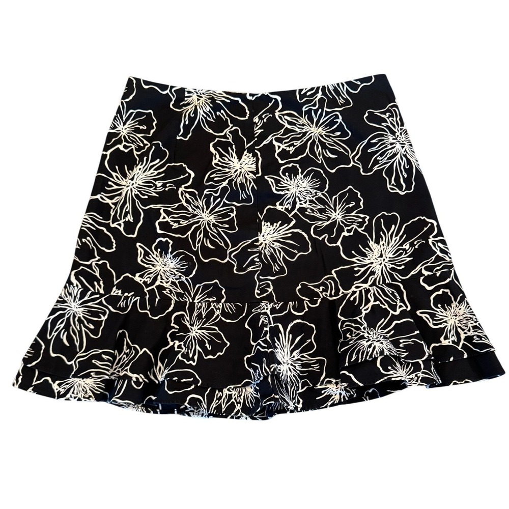 White House Black Market Floral Ruffle Mini Skirt Black White Size 0 Cotton